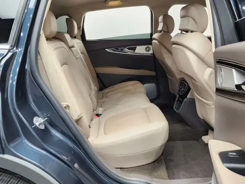 2022 Lincoln Nautilus с пробегом 107 336 км