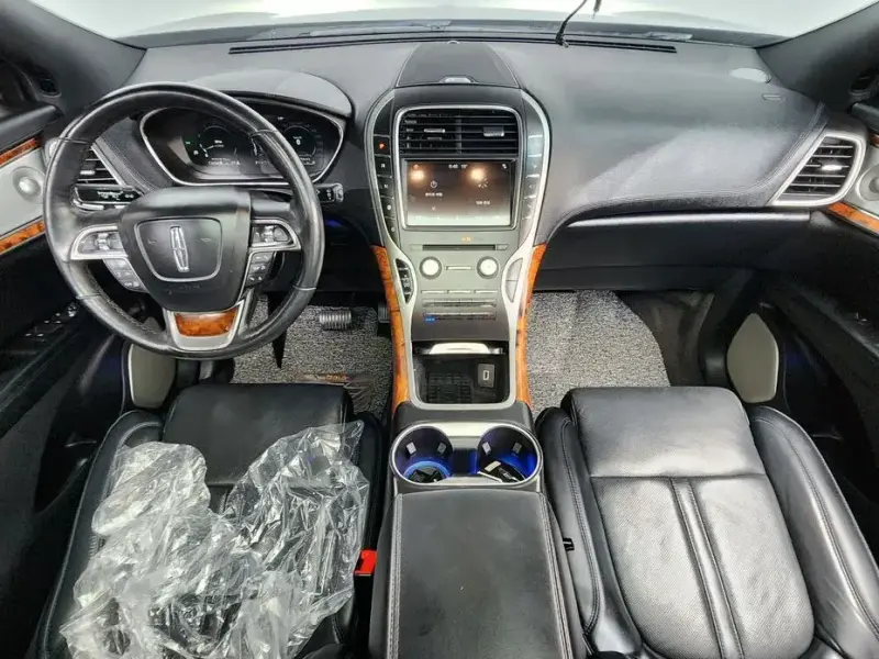 2019 Lincoln Nautilus с пробегом 93 310 км