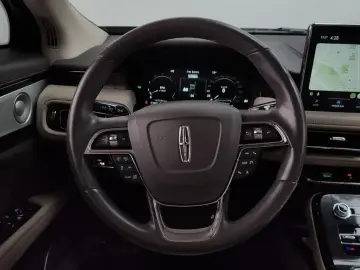 2022 Lincoln Nautilus с пробегом 107 336 км