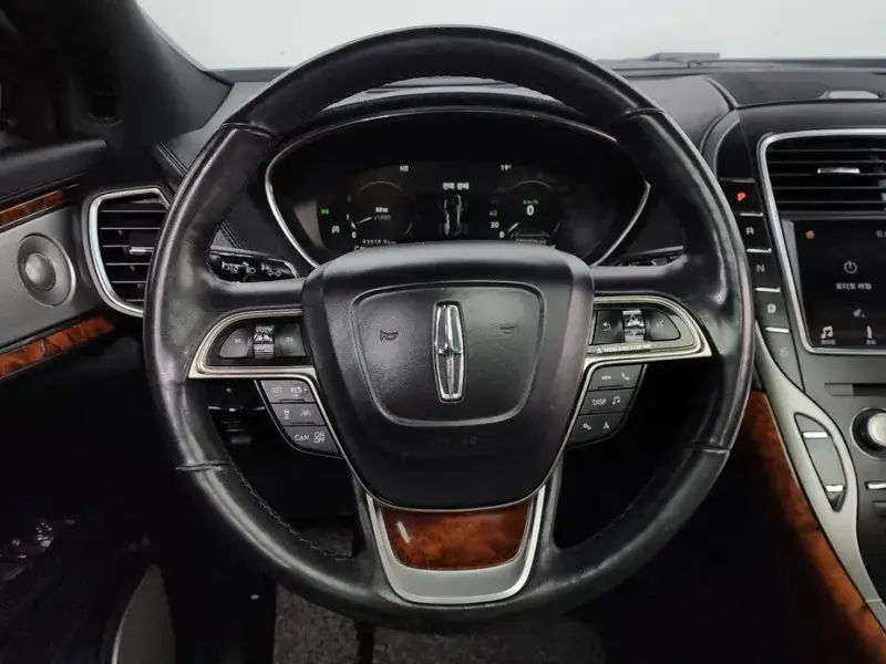 2019 Lincoln Nautilus с пробегом 93 310 км