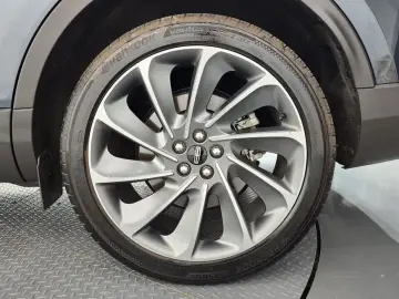 2022 Lincoln Nautilus с пробегом 107 336 км