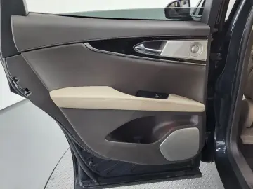 2022 Lincoln Nautilus с пробегом 107 336 км
