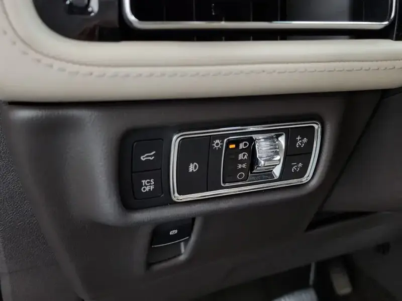 2022 Lincoln Nautilus с пробегом 107 336 км