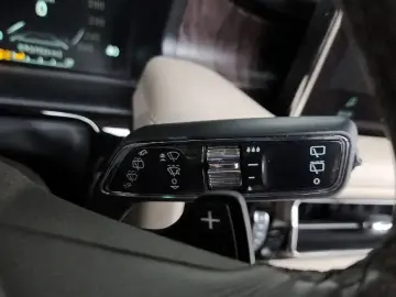 2022 Lincoln Nautilus с пробегом 107 336 км