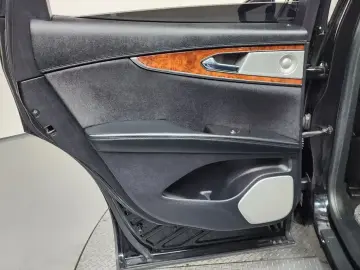 2019 Lincoln Nautilus с пробегом 93 310 км