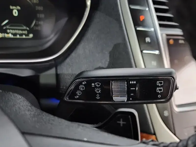 2019 Lincoln Nautilus с пробегом 93 310 км