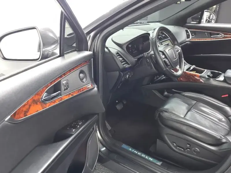 2020 Lincoln Nautilus с пробегом 115 421 км