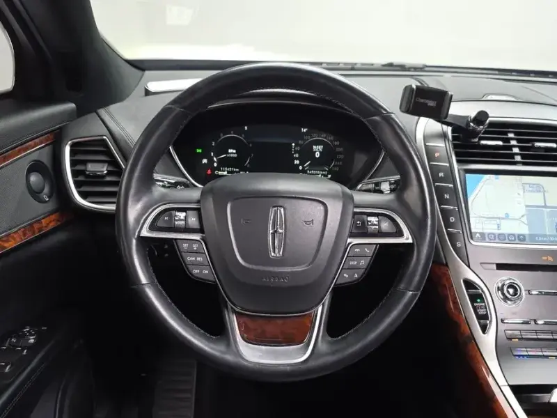 2020 Lincoln Nautilus с пробегом 115 421 км