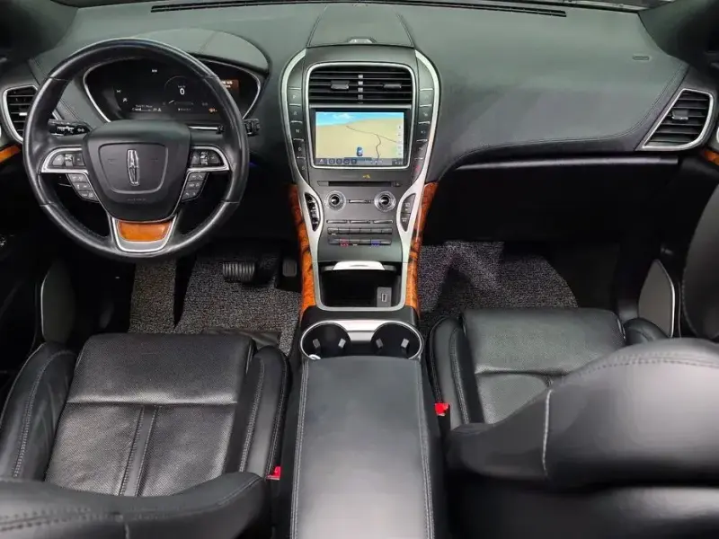 2020 Lincoln Nautilus с пробегом 34 621 км