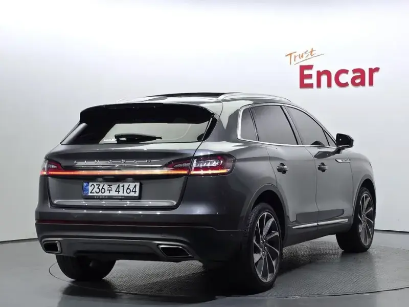 2023 Lincoln Nautilus с пробегом 43 186 км