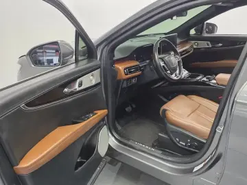 2023 Lincoln Nautilus с пробегом 43 186 км