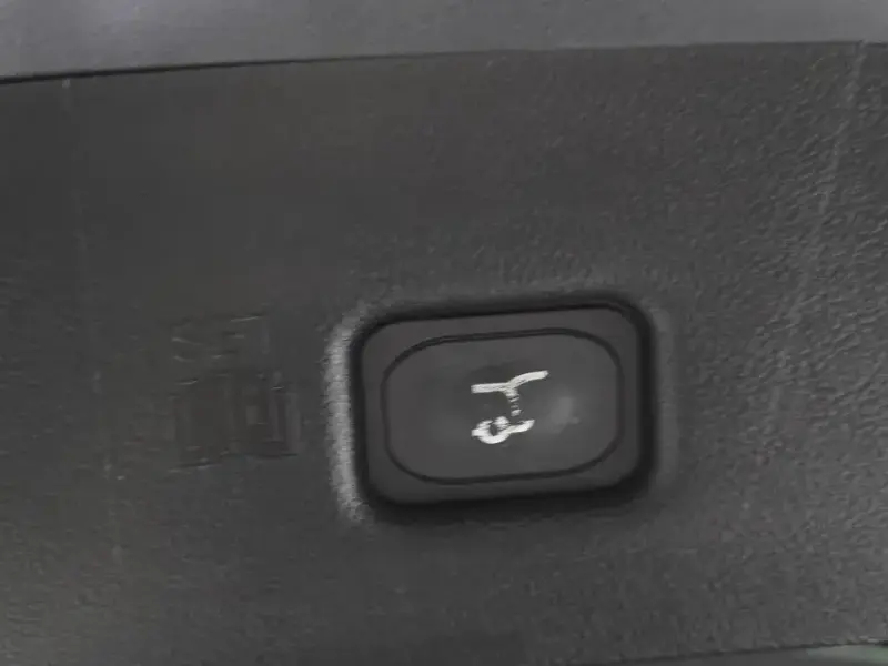 2023 Lincoln Nautilus с пробегом 43 186 км