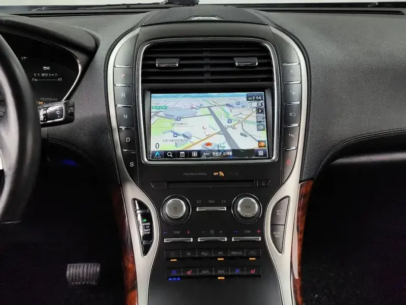 2019 Lincoln Nautilus с пробегом 75 165 км