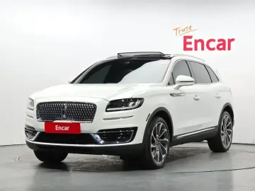 2020 Lincoln Nautilus с пробегом 88 490 км