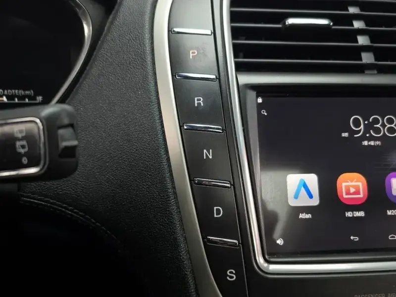 2020 Lincoln Nautilus с пробегом 88 490 км
