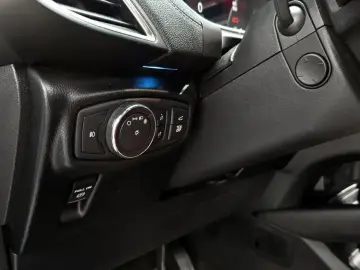 2020 Lincoln Nautilus с пробегом 88 490 км