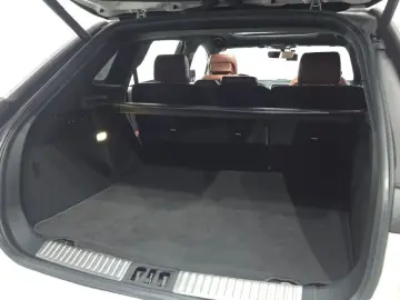 2020 Lincoln Nautilus с пробегом 88 490 км