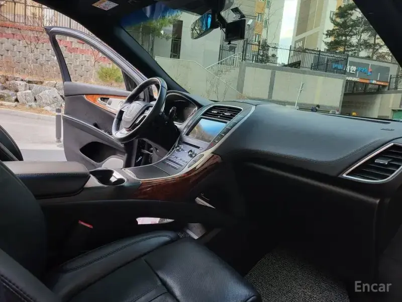 2020 Lincoln Nautilus с пробегом 80 100 км