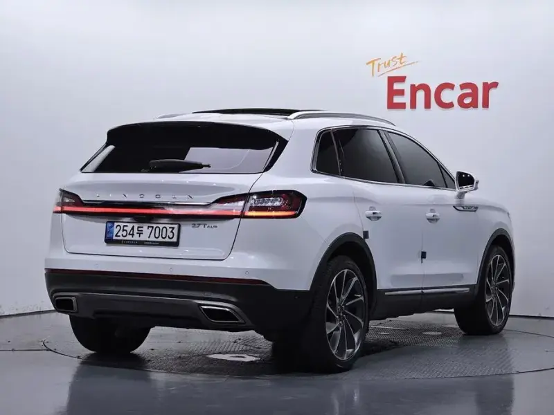 2020 Lincoln Nautilus с пробегом 39 909 км