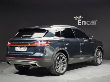 2022 Lincoln Nautilus с пробегом 55 655 км