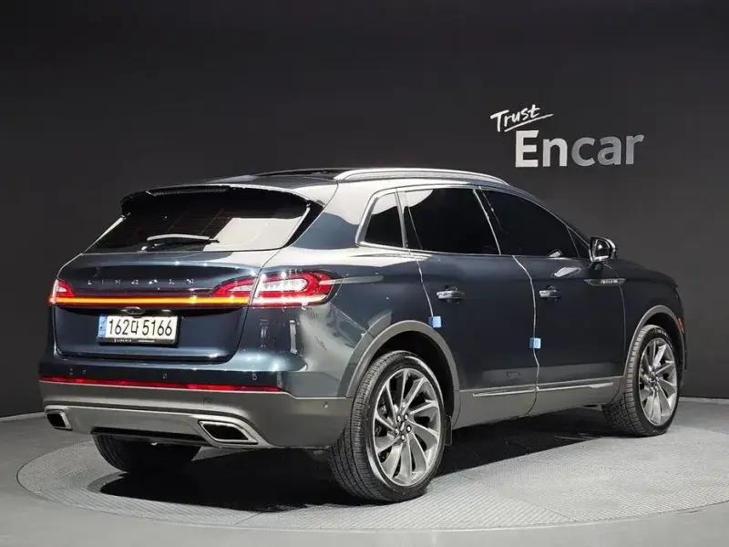 2022 Lincoln Nautilus с пробегом 55 655 км