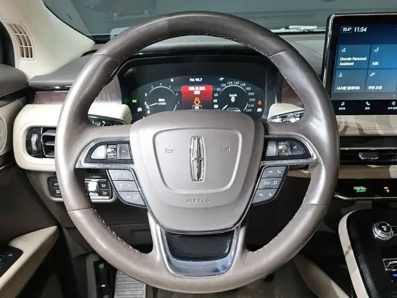 2022 Lincoln Nautilus с пробегом 55 655 км