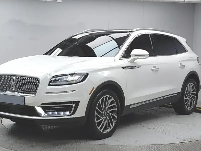 2020 Lincoln Nautilus с пробегом 53 450 км