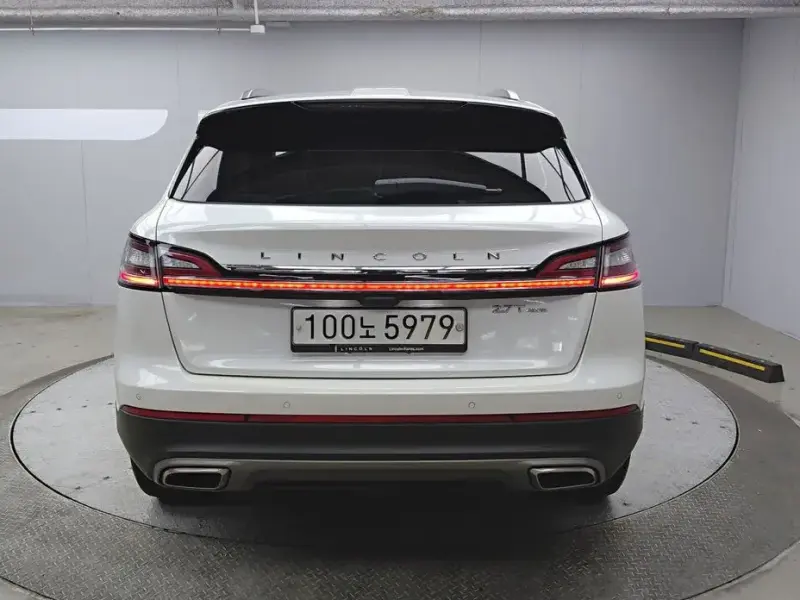 2020 Lincoln Nautilus с пробегом 53 450 км