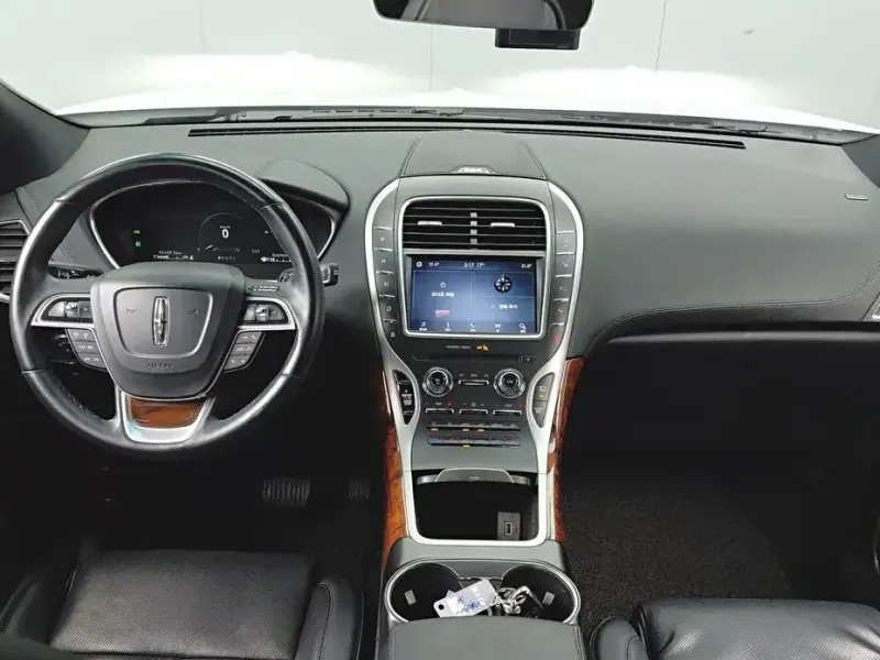 2020 Lincoln Nautilus с пробегом 53 450 км