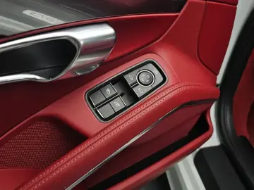 2018 Porsche Boxster с пробегом 30 633 км