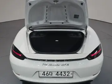2018 Porsche Boxster с пробегом 30 633 км