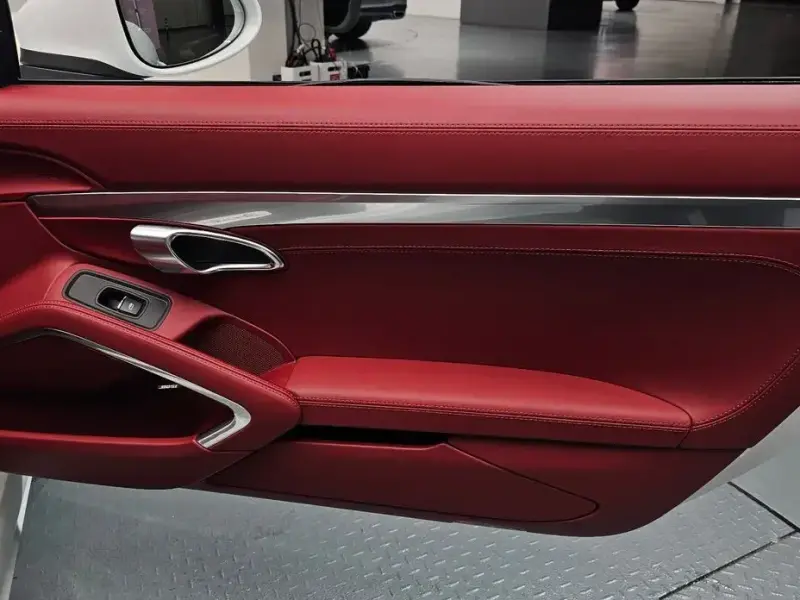 2018 Porsche Boxster с пробегом 30 633 км