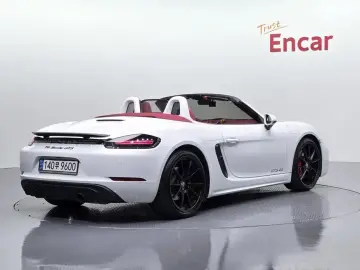 2024 Porsche Boxster с пробегом 12 870 км