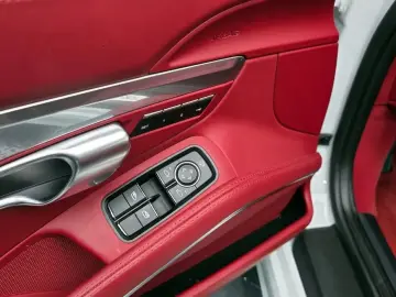 2024 Porsche Boxster с пробегом 12 870 км
