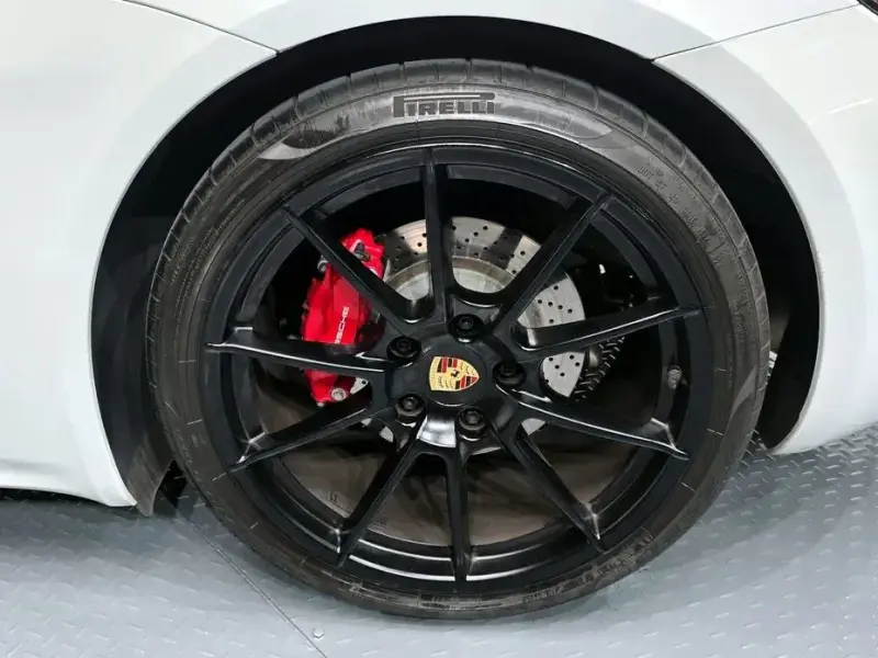 2024 Porsche Boxster с пробегом 12 870 км