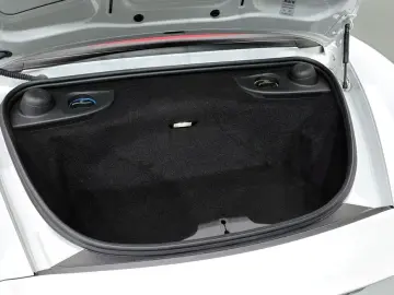 2024 Porsche Boxster с пробегом 12 870 км