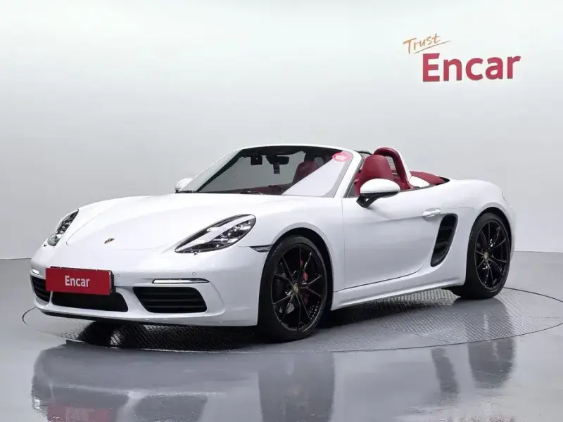 2020 Porsche Boxster с пробегом 14 847 км