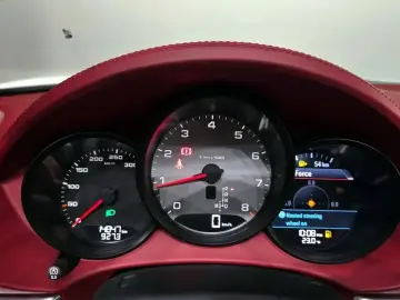 2020 Porsche Boxster с пробегом 14 847 км