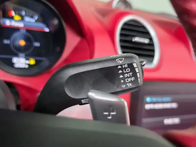 2020 Porsche Boxster с пробегом 14 847 км