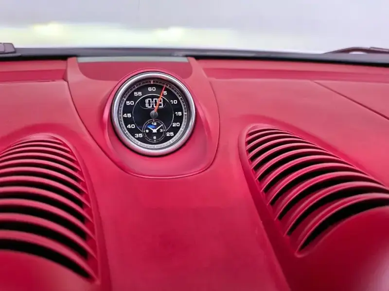 2020 Porsche Boxster с пробегом 14 847 км