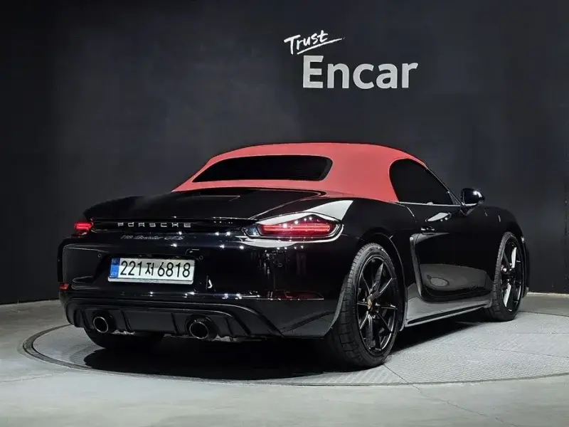 2024 Porsche Boxster с пробегом 4 499 км