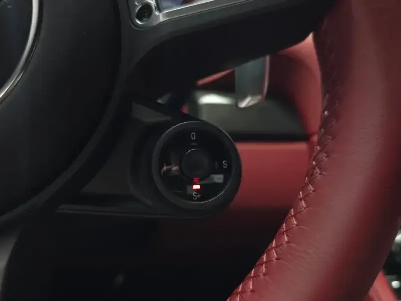 2024 Porsche Boxster с пробегом 4 499 км