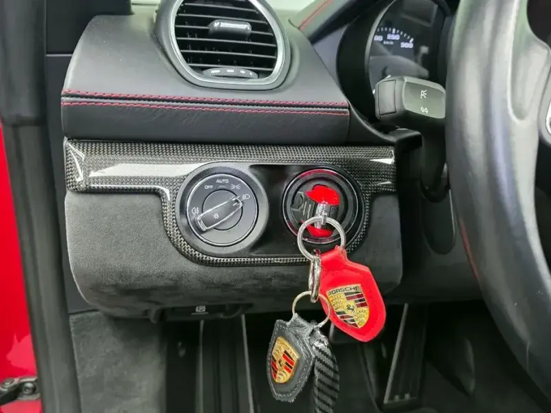 2018 Porsche Boxster с пробегом 43 489 км