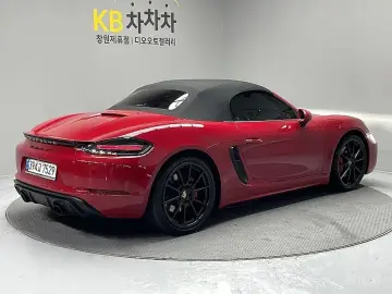 2023 Porsche Boxster с пробегом 12 165 км