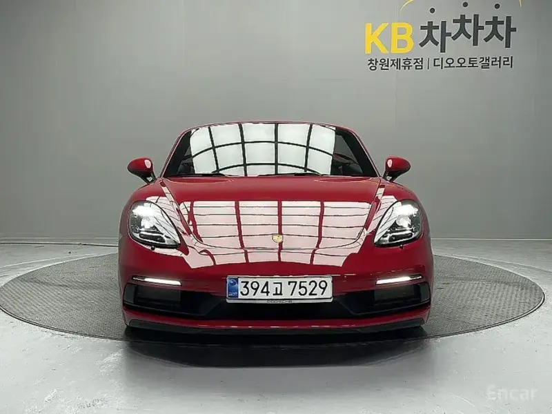 2023 Porsche Boxster с пробегом 12 165 км