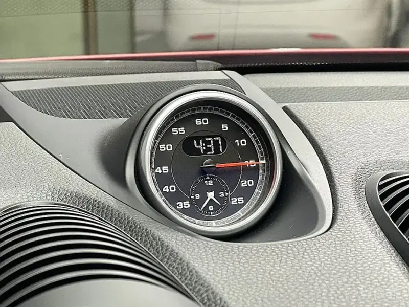 2023 Porsche Boxster с пробегом 12 165 км