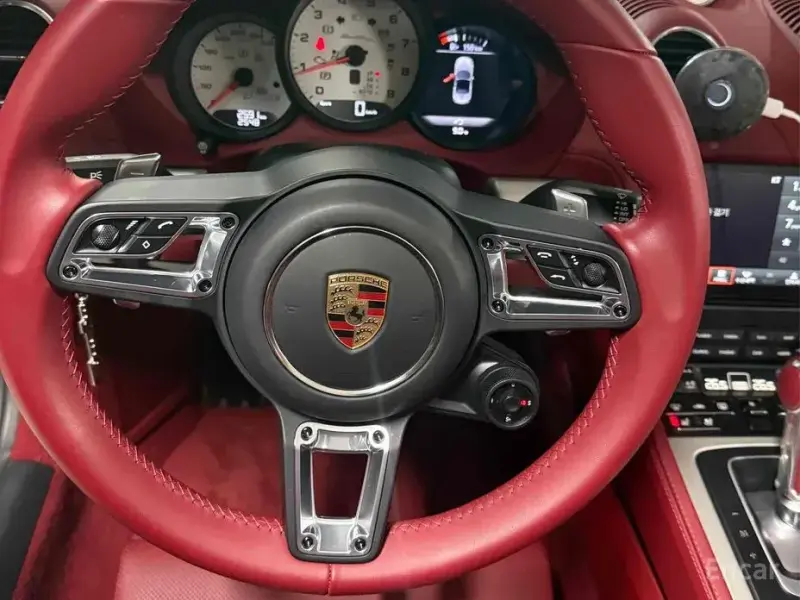2021 Porsche Boxster с пробегом 4 500 км