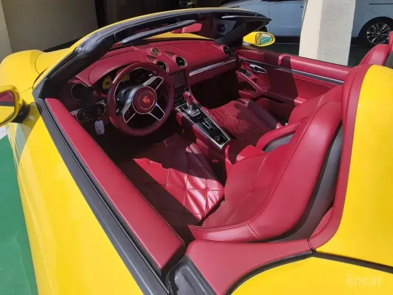 2016 Porsche Boxster с пробегом 40 000 км