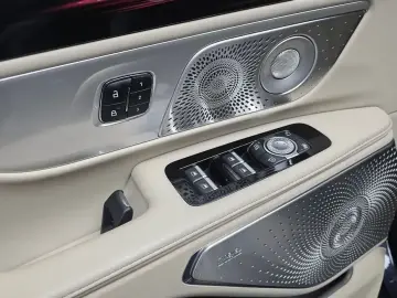 2024 Lincoln Nautilus с пробегом 13 901 км