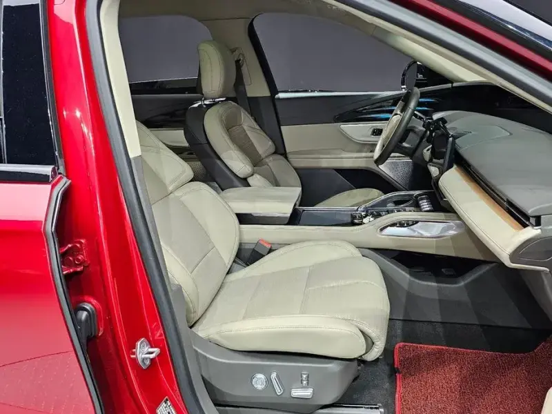 2024 Lincoln Nautilus с пробегом 44 096 км